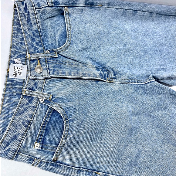 PRINCESS POLLY — TYLER JEAN MOM JEAN MID WASH DENIM, STRAIGHT LEG JEANS (SIZE 2) - Picture 8 of 12